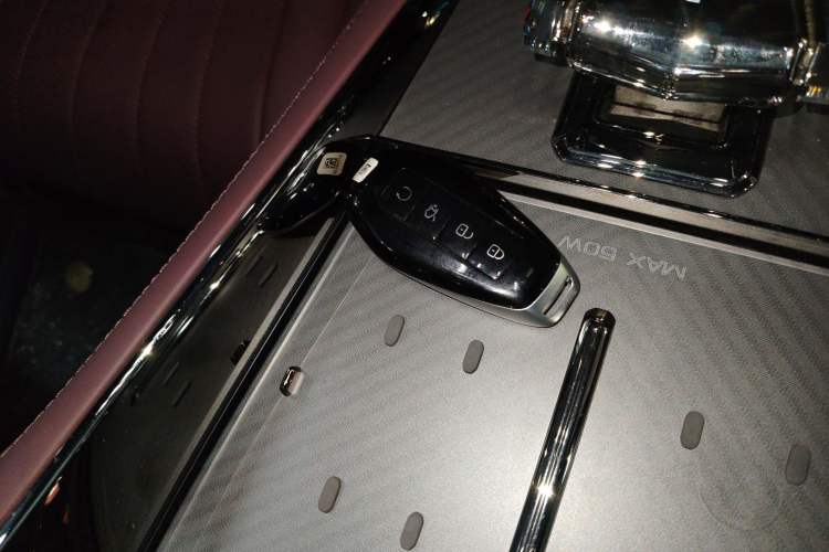 Used Denza Z9GT 2024 1100 Four-Wheel Drive Max Edition Vehicle Key