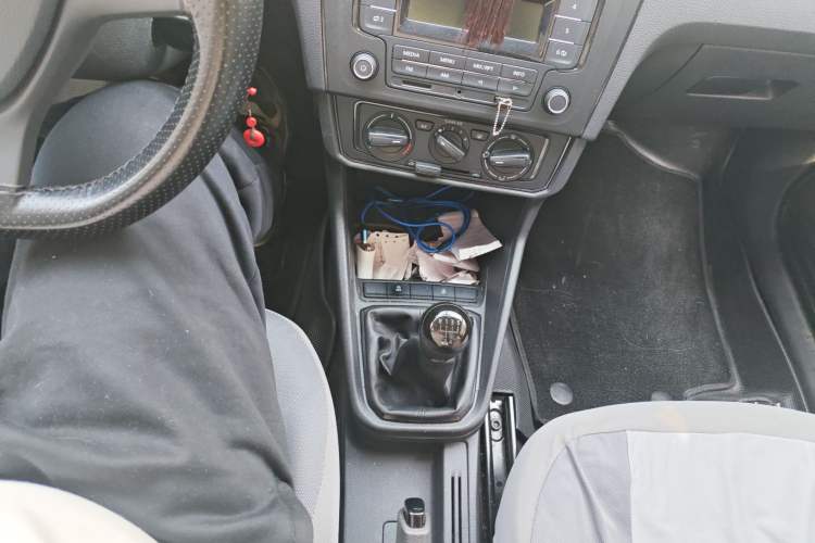 Used Volkswagen Santana 2019 1.5L Manual Fashion Edition China VI Standard Gear Lever