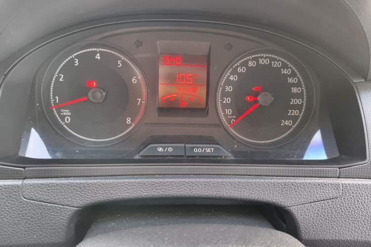 Used Volkswagen Santana 2016 1.6L Manual Fashion Edition Instrument Cluster