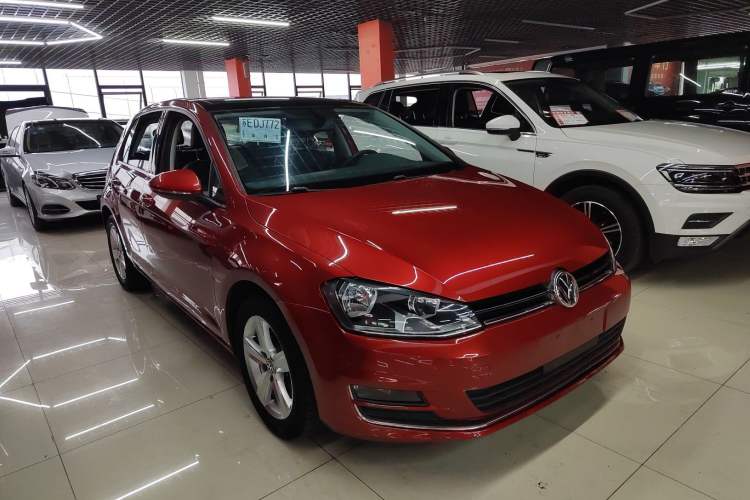 Used Volkswagen Golf 2015 1.4TSI Automatic Luxury Model Exterior 1