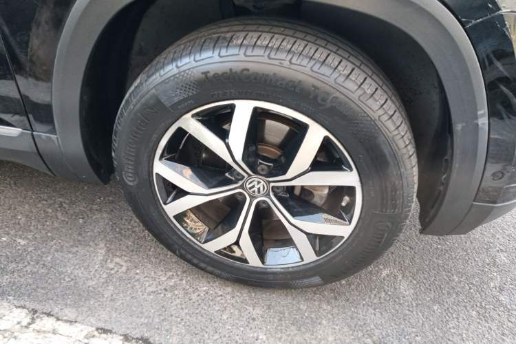 Used Volkswagen Teramont 2019 330TSI Two-Wheel-Drive Luxury Edition China VI Standard Right Front Wheel Hub