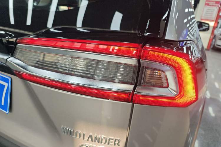 Used Toyota Wildlander 2023 2.0L CVT Four-Wheel Drive Luxury PLUS Edition