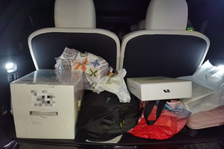 Used Li Auto L8 2025 Max Smart Refresh Edition
