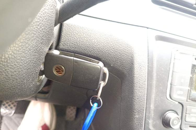 Used Volkswagen Bora 2016 1.6L Manual Fashion Edition
