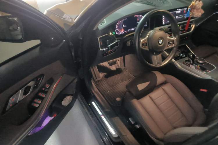 Used BMW 3 Series 2021 Second Facelift 325Li M Sport Night Edition Package Driver Seat