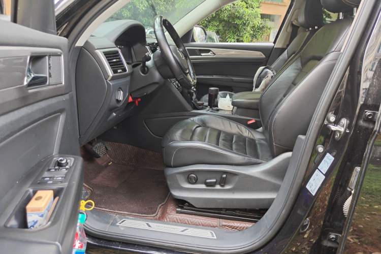 Used Volkswagen Teramont 2017 380TSI Four-Wheel Drive Luxury Edition Left Front Seat