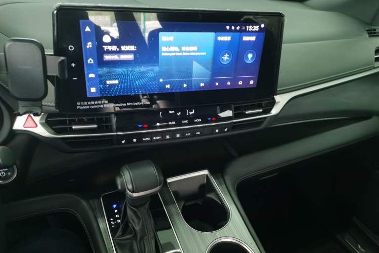 Used Toyota SIENNA 2023 2.5L Hybrid Comfort Edition
