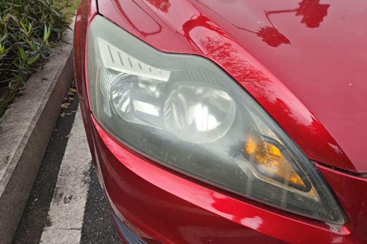 Used Ford Focus 2012 Hatchback Classic 1.8L Automatic Base Model
