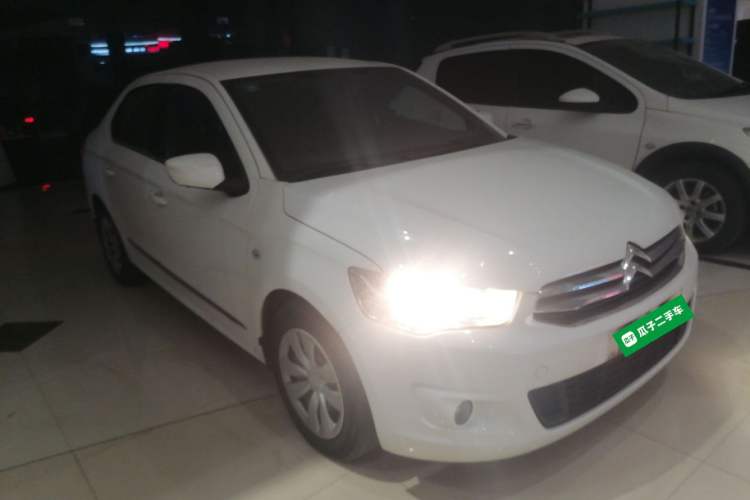 Used Citroen Elysee 2015 Zhishang Edition 1.6L Manual Fashion Model
