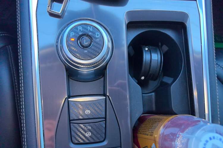 Used Ford Explorer 2023 EcoBoost 285 Four-Wheel Drive Stylish Plus Version 7 Seats
