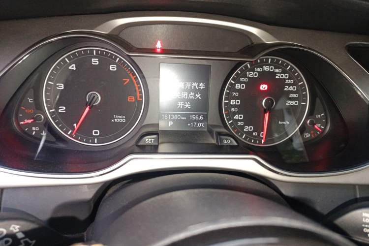 Used Audi A4L 2015 35 TFSI Automatic Comfort Model Instrument Cluster