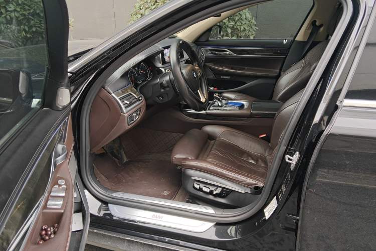 Used BMW 7 Series 2017 740Li Luxury Edition