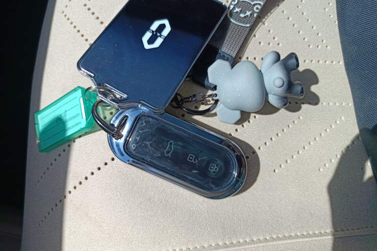 Used Hima AITO M7 2024 1.5T Intelligent Driving 4WD Max Edition 5 Seats Vehicle Key