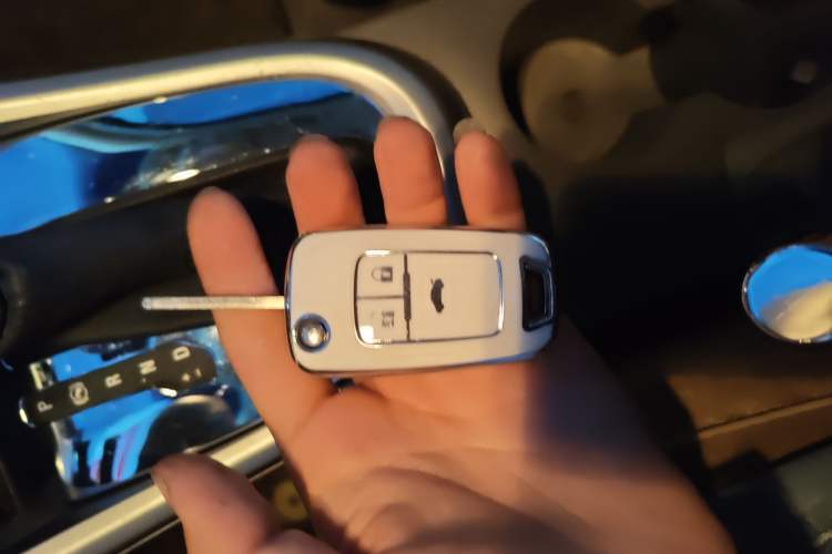 Used Buick GT 2013 GT 1.6L Automatic Fashion Edition Vehicle Key