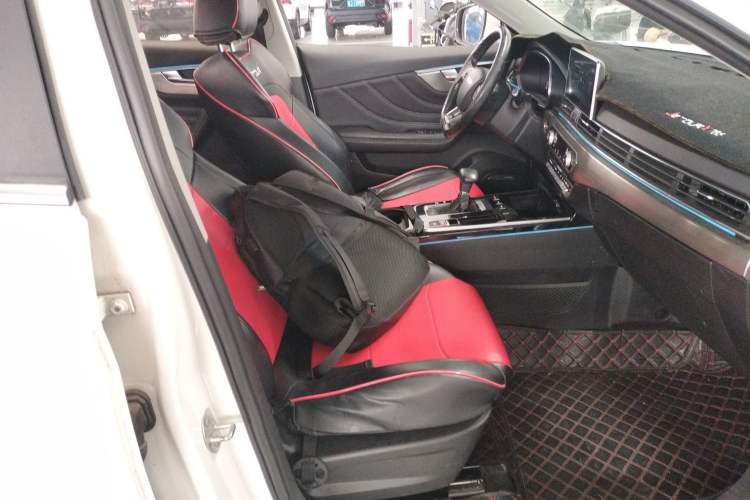 Used JETOUR X70S 2019 1.5T DCT Explore Edition 6 Seats
