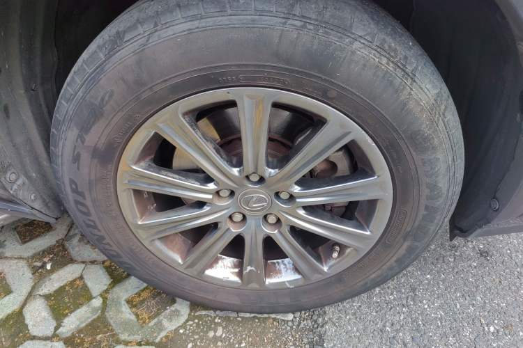 Used Lexus NX 2016 200 All-Wheel Drive FENGSHANG Version Right Front Wheel Hub