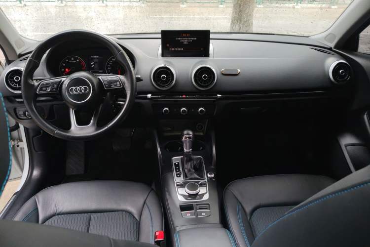 Used Audi A3 2018 30th Anniversary Edition Sportback 35 TFSI Fashion Model
