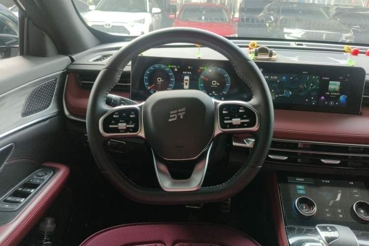 Used JETOUR X70 C-DM 2024 Far Voyage Edition 7 Seats Steering Wheel