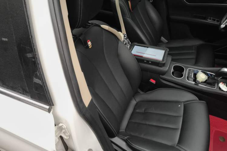 Used BYD Song MAX 2018 1.5T Automatic Smart Connect Elite Model with 6 Seats