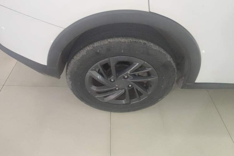 Used NETA V 2021 Standard Range Entertainment Version – Upgraded Model Exterior 5