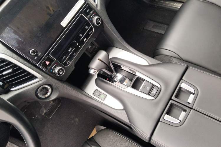 Used Honda Avancier 2017 240TURBO Two-Wheel Drive Comfort Version