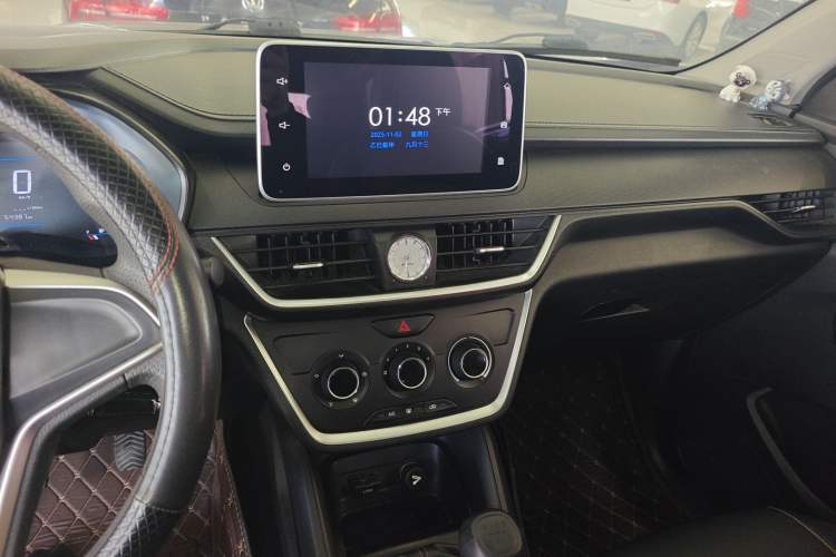 Used Wuling Hongguang S3 2018 1.5L Manual Comfort Model China V Standard