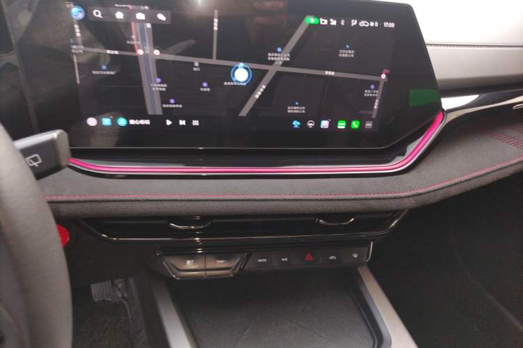 Used CHANGAN OSHAN X5 PLUS 2023 Revised Version 1.5T DCT Navigation Edition
