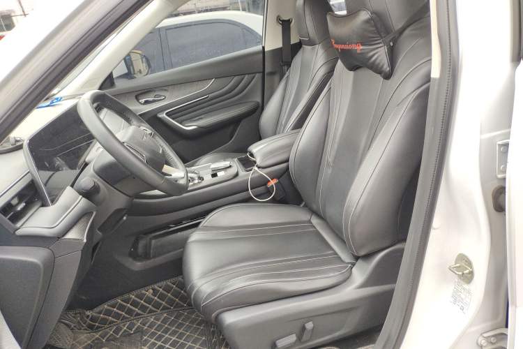 Used Venucia V 2023 260T Idol Edition Pro