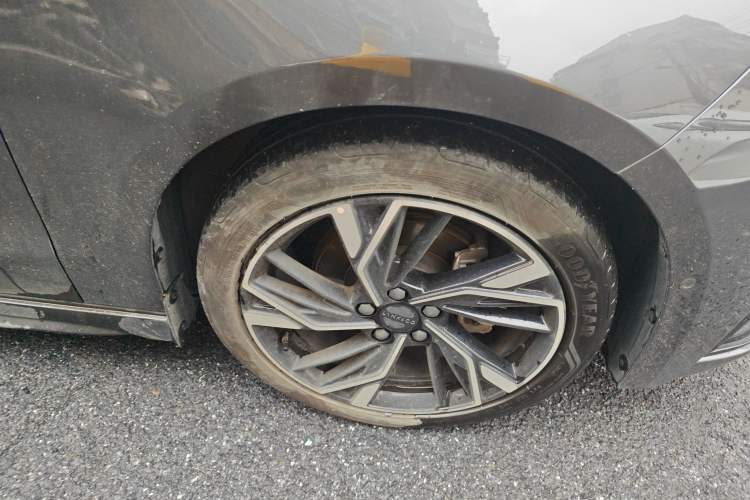 Used Lynk & Co 03 2023 2.0TD DCT JingPro
