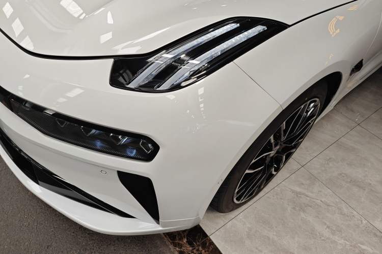 Used Zeekr 001 2025 YOU Edition 100 kWh All-Wheel Drive
