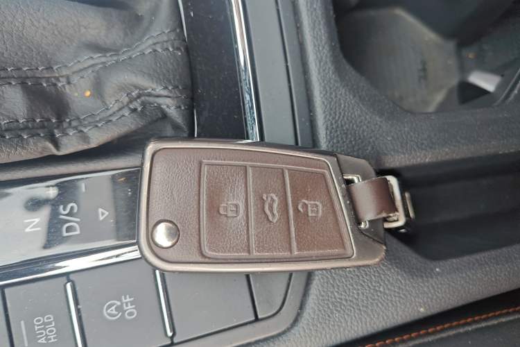 Used Volkswagen Bora 2025 200TSI DSG Enjoy Driving Navigation Edition Vehicle Key