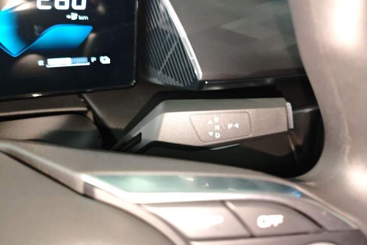 Used Dongfeng Aeolus SKY EV01 2025 530 km AIR Elite Edition