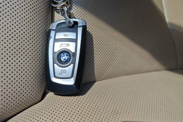 Used BMW 7 Series 2011 730Li Elegant Model Vehicle Key