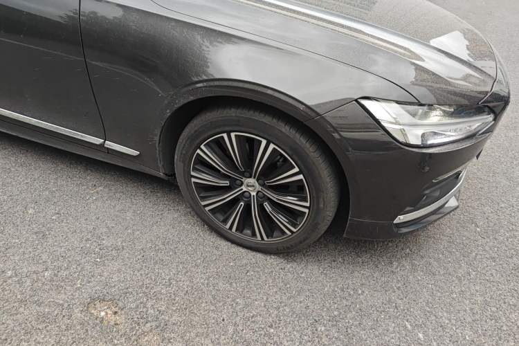 Used Volvo S90 2021 B5 Zhiyuan Luxury Edition
