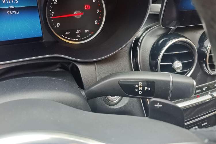 Used Mercedes-Benz C-Class 2019 C 180 L Dynamic Sports Edition Gear Lever