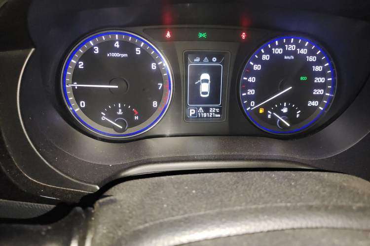 Used Hyundai Mistra 2014 1.8L Automatic Smart GLS
