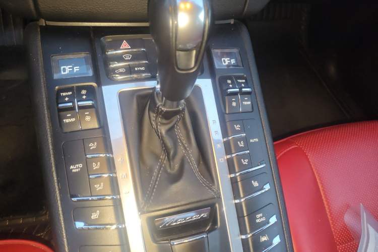 Used Porsche Macan 2017 Macan 2.0T