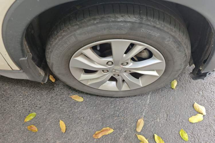 Used Honda Vezel 2017 1.5L CVT 2WD Comfort Model Right Front Wheel Hub