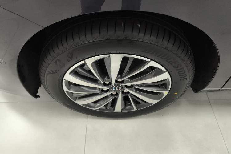 Used Buick GL8 New Energy 2026 Model Lu Zun Luxury Edition