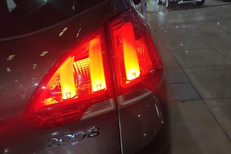 Used Peugeot 2008 2014 1.6L Manual Trend Edition