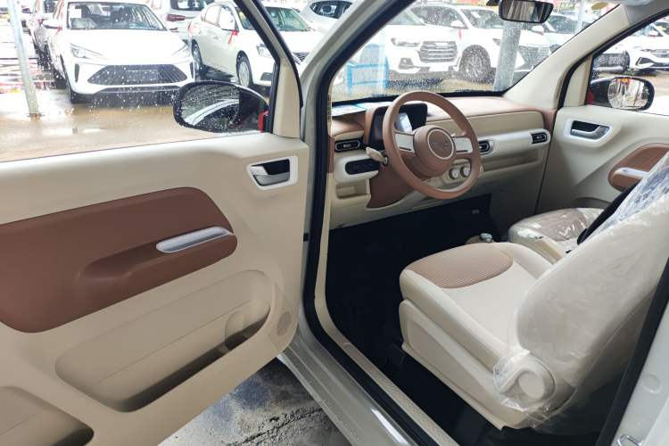 Used Wuling Hongguang MINIEV 2024 3rd Generation 215km Youth Edition