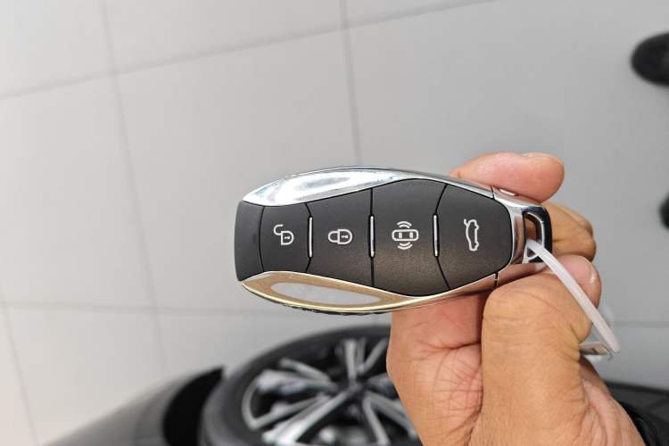 Used Hongqi EH7 2025 600 Smart Selection Edition