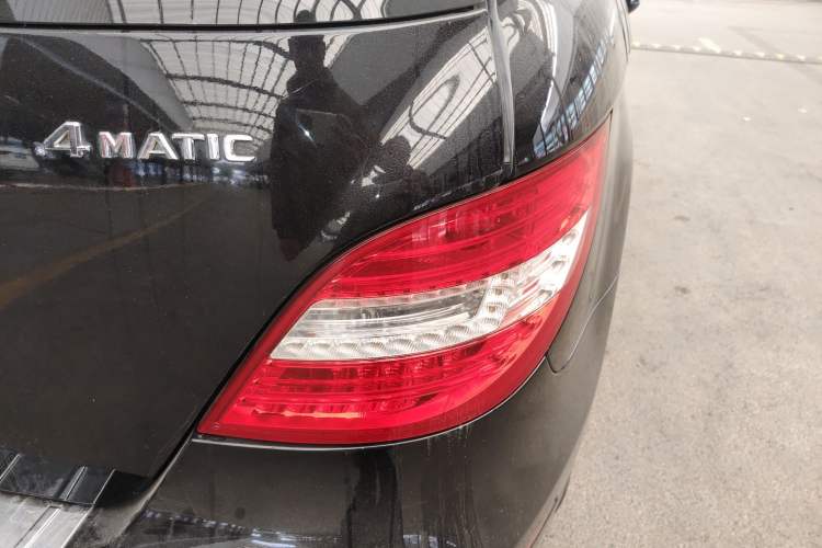 Used Mercedes-Benz R-Class 2014 R 320 4MATIC Business Model