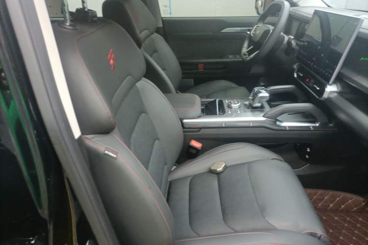 Used JETOUR Traveler C-DM 2024 C-DM 129KM Linye Edition Right Front Seat