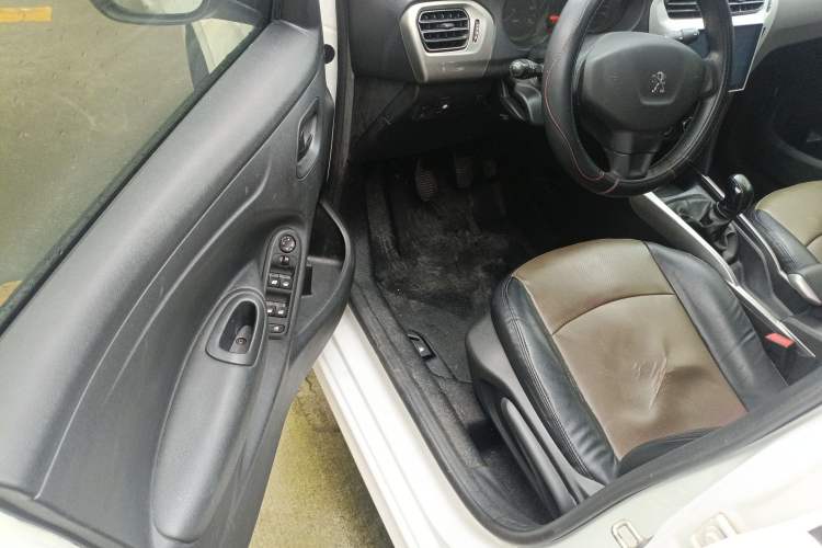 Used Peugeot 301 2018 1.6L Manual Comfort Edition