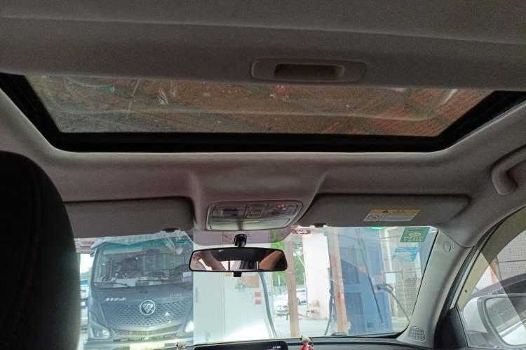 Used CHANGAN CS75 2020 280T Automatic Smart Edition China VI Standard Headliner