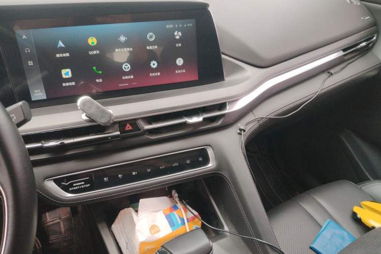 Used CHANGAN CS75 PLUS 2020 1.5T Automatic Luxury Version Audio And AC Panel