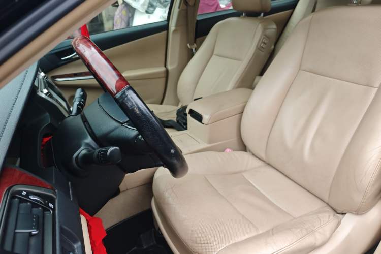 Used Toyota Camry 2012 2.0G Luxury Edition Left Front Seat