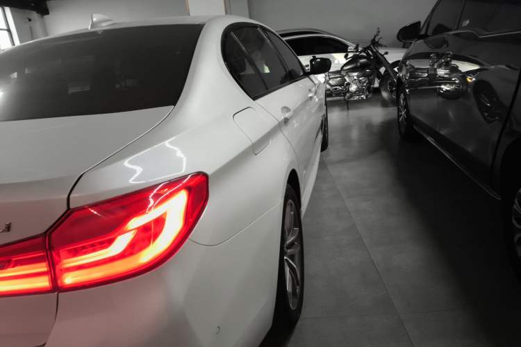 Used BMW 5 Series 2019 525Li M Sport Package