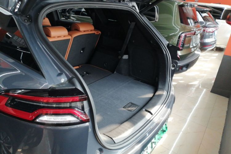 Used BYD Tang New Energy 2023 DM-i Champion Edition 112KM Prestige Model Trunk